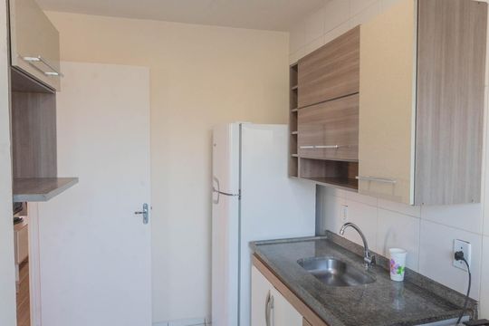 Cozinha de apartamento para alugar com 2 quartos, 48m² em Jardim Monte Alto, Campinas