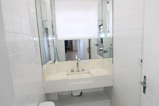 Banheiro 1 de casa para alugar com 1 quarto, 90m² em Jardim Esplanada, São José dos Campos