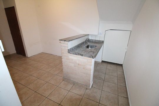 Cozinha de casa para alugar com 1 quarto, 90m² em Jardim Esplanada, São José dos Campos