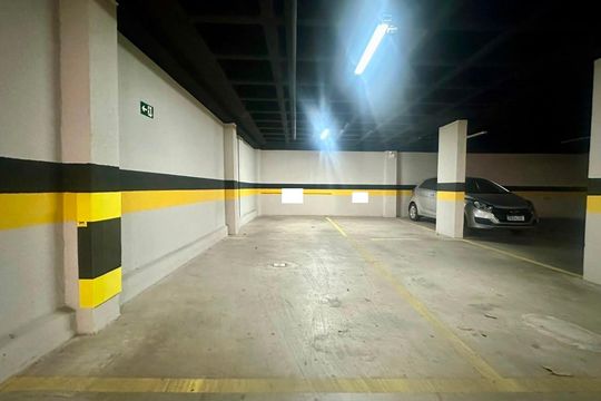 Vagas de garagem  de apartamento à venda com 1 quarto, 57m² em Lourdes, Belo Horizonte
