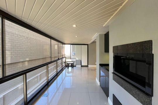 Varanda de apartamento para alugar com 3 quartos, 171m² em Moinhos de Vento, Porto Alegre