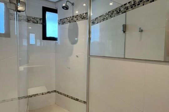 Banheiro Suíte 3 de apartamento para alugar com 3 quartos, 171m² em Moinhos de Vento, Porto Alegre