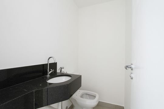 Banheiro da Suíte de apartamento à venda com 2 quartos, 78m² em Barro Preto, Belo Horizonte