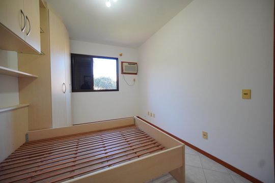 Suíte de apartamento para alugar com 2 quartos, 80m² em Saco Grande, Florianópolis