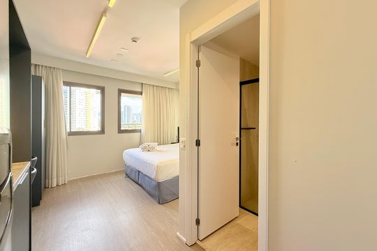 Cozinha de kitnet/studio à venda com 1 quarto, 25m² em Santo Amaro, São Paulo