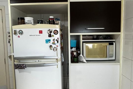 Cozinha de apartamento à venda com 3 quartos, 90m² em Pinheirinho, Santo André