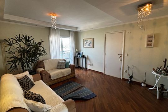 Sala de apartamento para alugar com 3 quartos, 90m² em Pinheirinho, Santo André