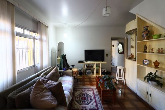 Sala de casa à venda com 5 quartos, 208m² em Bussocaba, Osasco