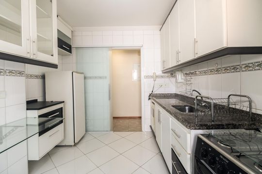 Cozinha de apartamento para alugar com 2 quartos, 67m² em Tatuapé, São Paulo
