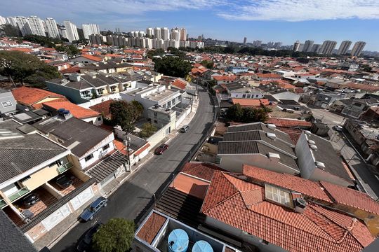 Vista varanda e área de serviço  de apartamento para alugar com 2 quartos, 35m² em Campo Grande, São Paulo