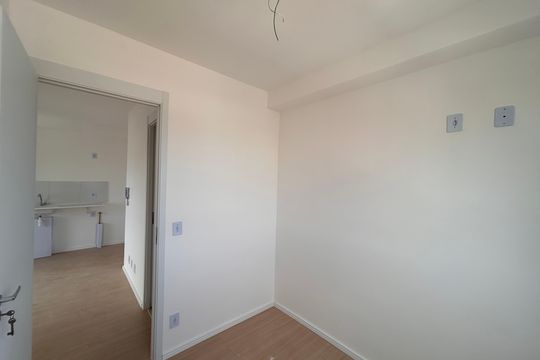 Quarto 2 de apartamento para alugar com 2 quartos, 35m² em Campo Grande, São Paulo