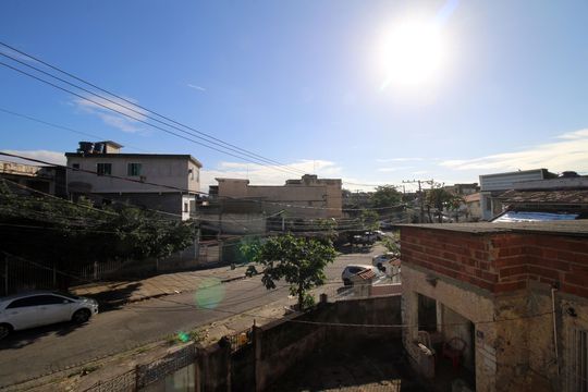 Vista da Varanda - Suíte 4 de casa à venda com 4 quartos, 150m² em Brás de Pina, Rio de Janeiro