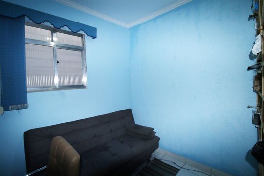 Quarto 1 de casa à venda com 4 quartos, 150m² em Brás de Pina, Rio de Janeiro