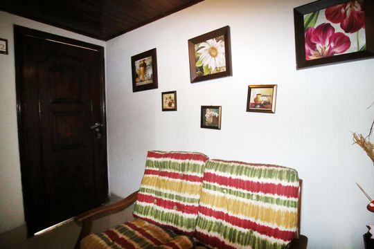 Hall de acesso de casa à venda com 4 quartos, 150m² em Brás de Pina, Rio de Janeiro