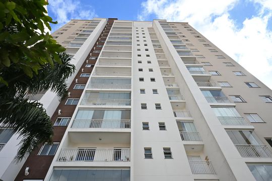Fachada de apartamento à venda com 2 quartos, 60m² em Jardim Bom Tempo, Taboão da Serra