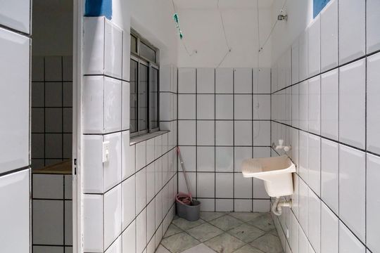 Área de Serviço de apartamento para alugar com 2 quartos, 55m² em Jardim Adriana, Guarulhos