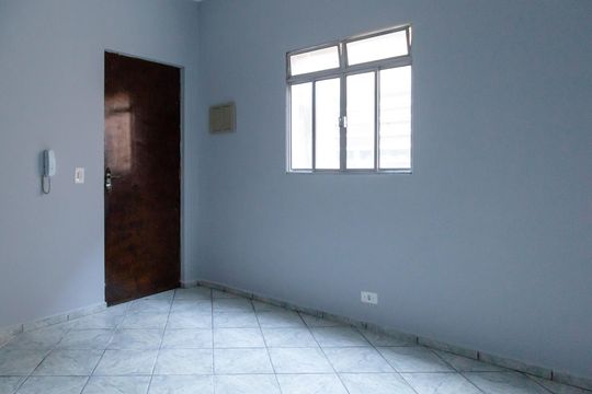 Sala de apartamento para alugar com 2 quartos, 55m² em Jardim Adriana, Guarulhos
