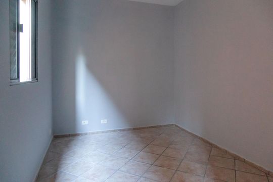 Quarto 1 de apartamento para alugar com 2 quartos, 55m² em Jardim Adriana, Guarulhos