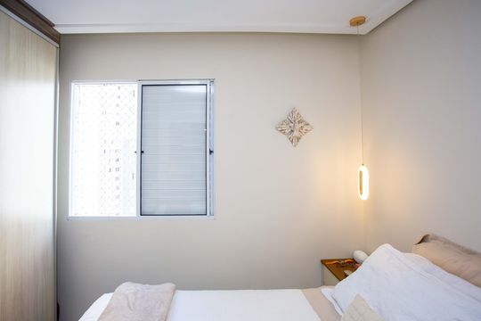 Quarto 1 de apartamento à venda com 2 quartos, 43m² em Canhema, Diadema