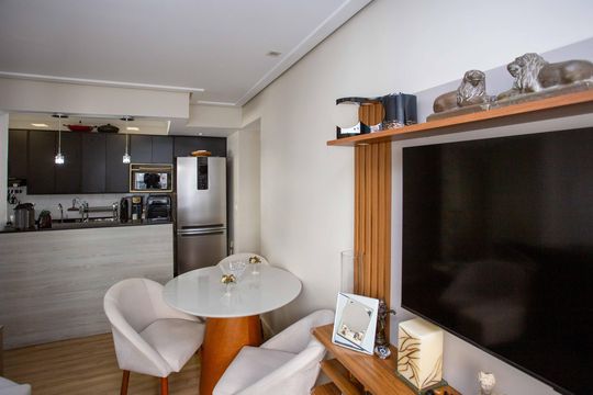 Sala de apartamento à venda com 2 quartos, 43m² em Canhema, Diadema