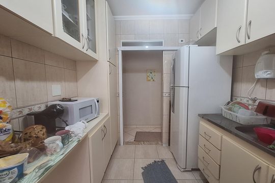 Cozinha de apartamento para alugar com 2 quartos, 55m² em Jardim do Estádio, Santo André