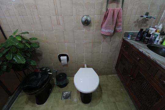 Banheiro social de apartamento à venda com 3 quartos, 80m² em Taquara, Rio de Janeiro