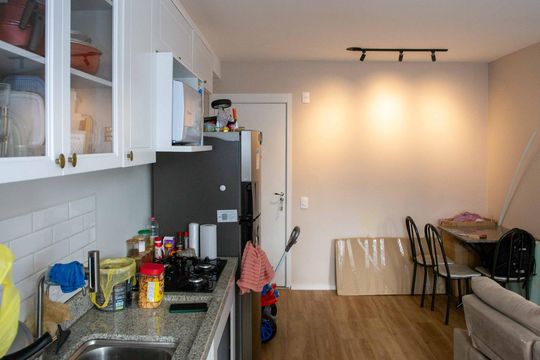 Cozinha de apartamento à venda com 2 quartos, 45m² em Canhema, Diadema