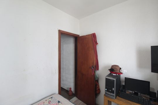 Quarto 1 de casa de condomínio para alugar com 2 quartos, 65m² em Santa Monica, Belo Horizonte