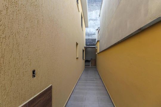 Casa para alugar com 3 quartos, 125m² em Parque Tomas Saraiva, São Paulo