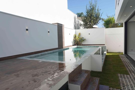 Piscina de casa de condomínio à venda com 4 quartos, 375m² em Alphaville, Santana de Parnaíba