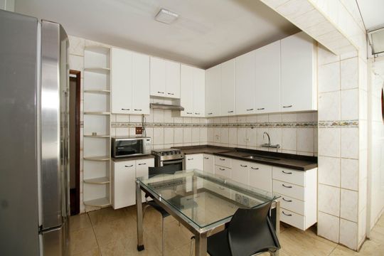 Cozinha de apartamento para alugar com 3 quartos, 119m² em Pinheiros, São Paulo