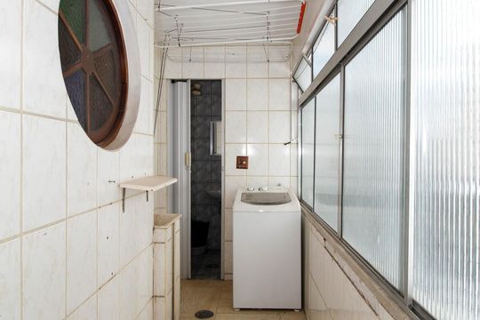 Área de Serviço de apartamento para alugar com 3 quartos, 119m² em Pinheiros, São Paulo