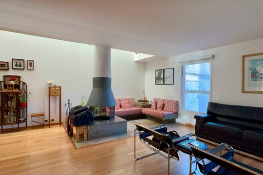 Sala de casa de condomínio para alugar com 4 quartos, 300m² em Sumarezinho, São Paulo