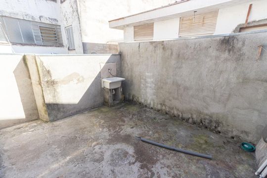 Área de Serviço de casa para alugar com 4 quartos, 90m² em Belém, São Paulo