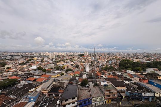 Vista da sala de apartamento para alugar com 2 quartos, 33m² em Parque Erasmo Assunção, Santo André