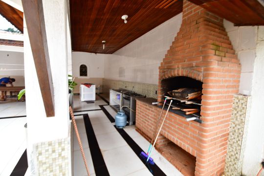 Churrasqueira de casa para alugar com 4 quartos, 500m² em Parque Taquaral, Campinas