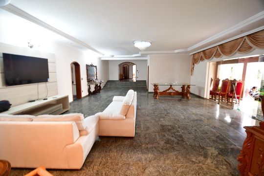 Sala de casa para alugar com 4 quartos, 500m² em Parque Taquaral, Campinas