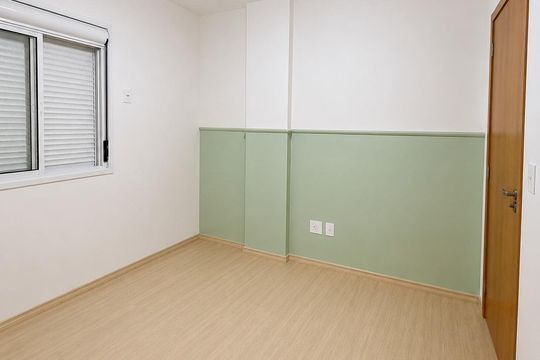 Quarto 2 de apartamento para alugar com 2 quartos, 70m² em São João, Porto Alegre