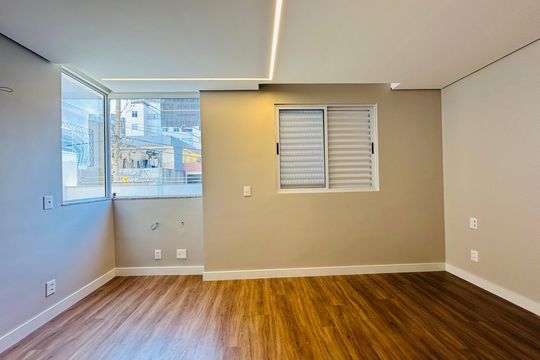 Suite de apartamento à venda com 3 quartos, 183m² em Floresta, Belo Horizonte