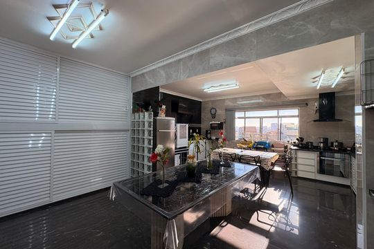 Cozinha de casa à venda com 4 quartos, 323m² em Cidade São Jorge, Santo André