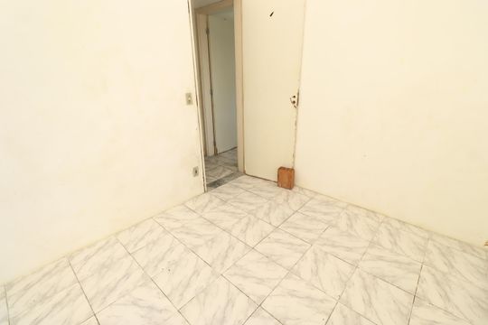Quarto de apartamento para alugar com 2 quartos, 60m² em Cajazeiras, Salvador