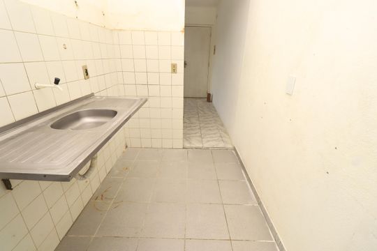 Cozinha de apartamento para alugar com 2 quartos, 60m² em Cajazeiras, Salvador