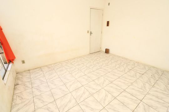 Sala de apartamento para alugar com 2 quartos, 60m² em Cajazeiras, Salvador