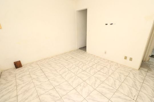 Sala de apartamento para alugar com 2 quartos, 60m² em Cajazeiras, Salvador