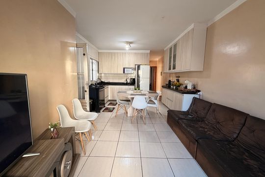 Casa à venda com 2 quartos, 123m² em Parque Residencial Almerinda Chaves, Jundiaí