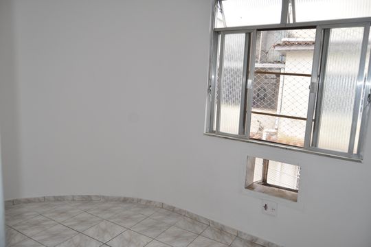 Quarto de apartamento para alugar com 2 quartos, 56m² em Abolição, Rio de Janeiro