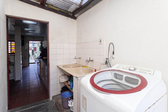 Área de serviço de casa à venda com 3 quartos, 250m² em Alípio de Melo, Belo Horizonte