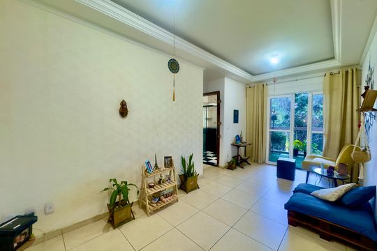 Sala de apartamento à venda com 2 quartos, 80m² em Jardim Valeria, Guarulhos