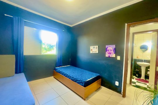 Quarto 1 de apartamento à venda com 2 quartos, 80m² em Jardim Valeria, Guarulhos