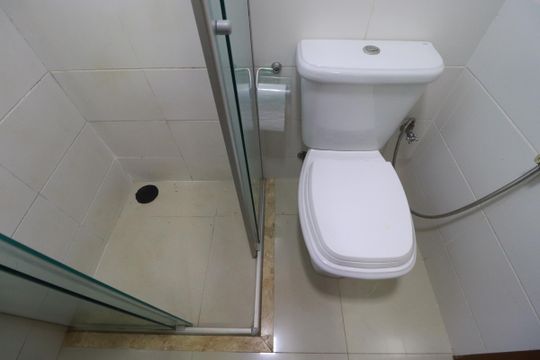 Banheiro suite 2/social de apartamento para alugar com 3 quartos, 105m² em Jardim Botânico, Ribeirão Preto